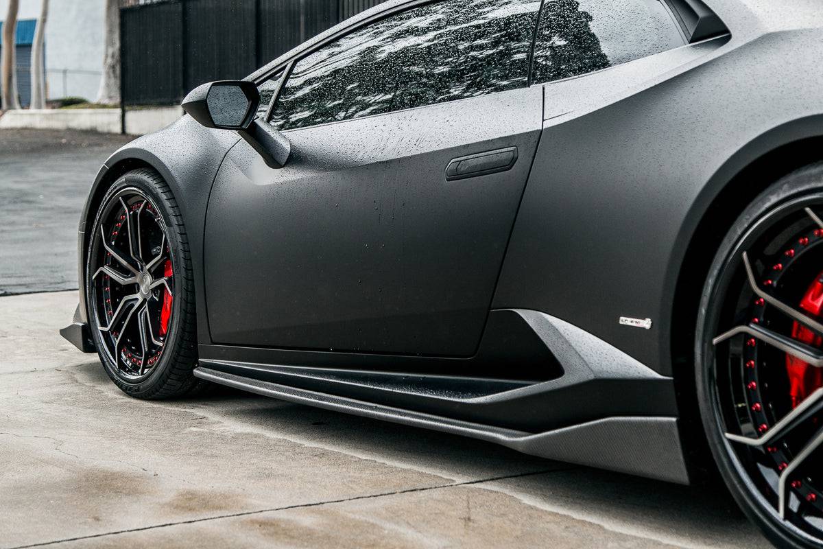 Carbonado 2015-2019 Lamborghini Huracan LP610  LP580 AYP Style Carbon Fiber Side Skirts