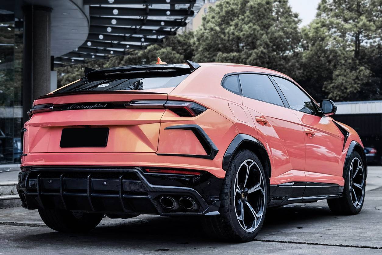 Carbonado 2018-2023 Lamborghini URUS TC Style Carbon Fiber Roof Spoiler