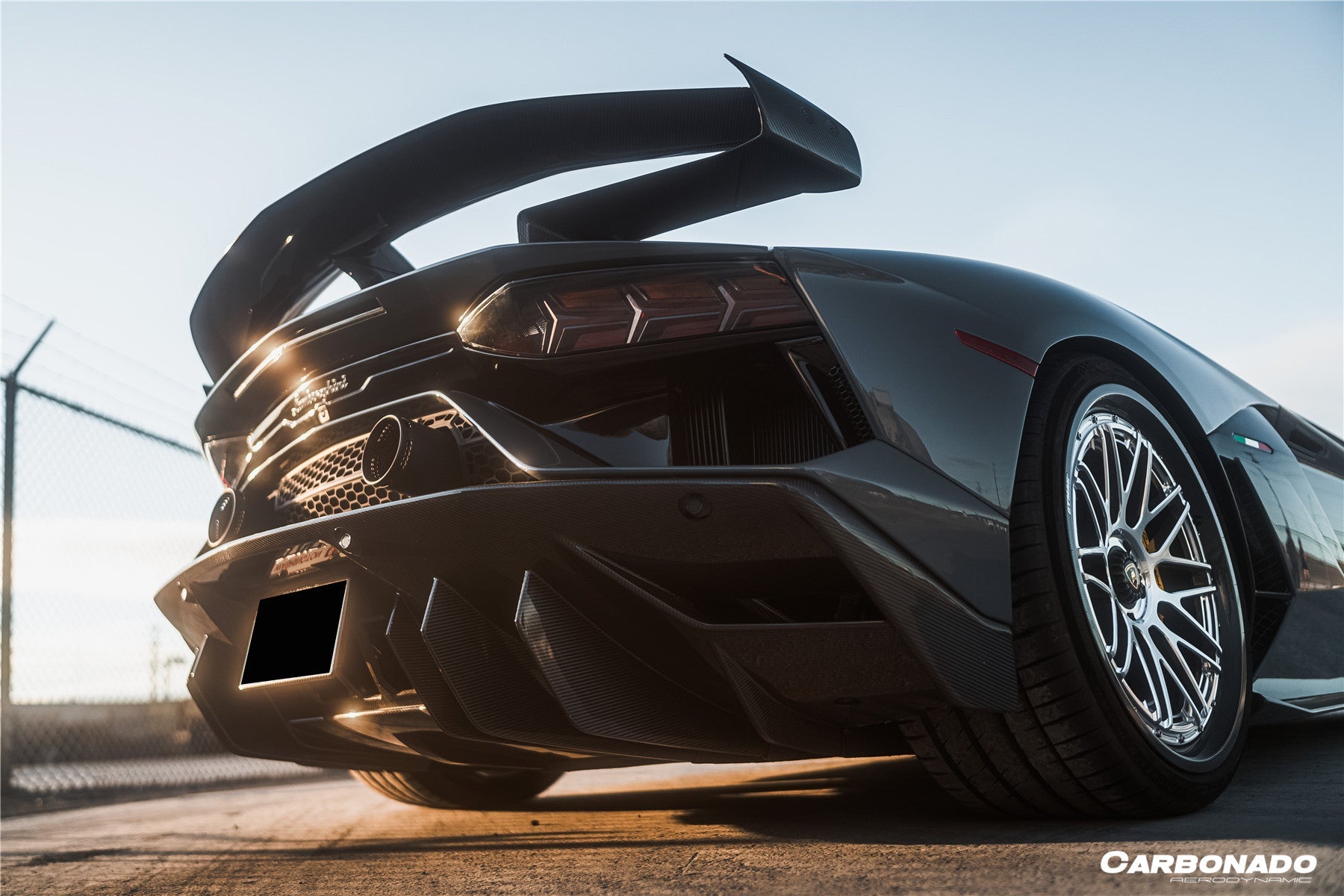 Carbonado 2011-2021 Lamborghini Aventador LP700 LP740 LP750 Coupe Roadster SVJ Style Part DRY Carbon Fiber Aero Full Kit