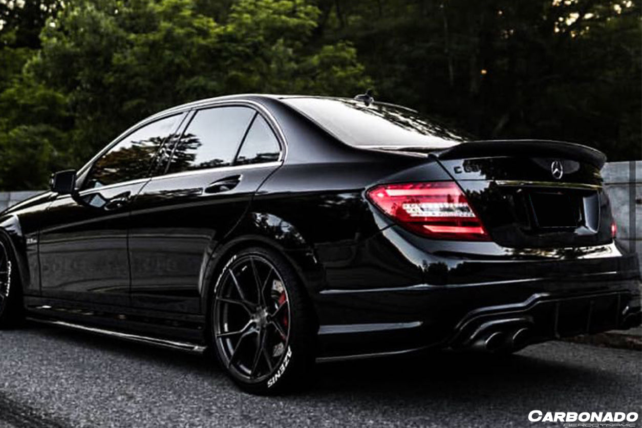 Carbonado 2008-2014 Mercedes Benz W204 C-Class C63 AMG Sedan VS Style Carbon Fiber Trunk Spoiler