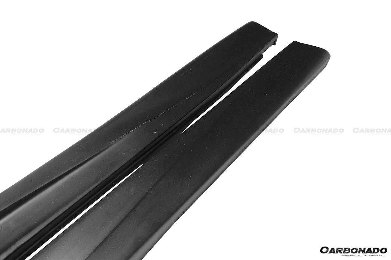 Carbonado JP Style Side Skirts | 2003-2006 Mitsubishi Evo 7/8/9