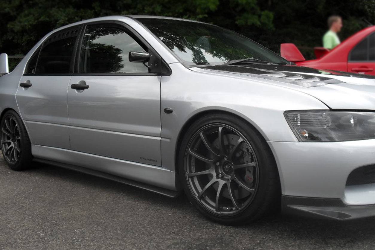 Carbonado RX Style Carbon Fiber Side Skirts | 2003-2006 Mitsubishi Evo 7/8/9