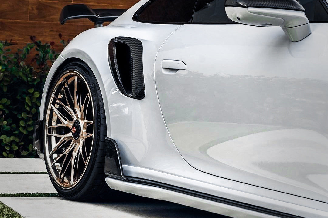 Faldones laterales de fibra de carbono seca estilo Porsche 911 992 TurboS TA Carbonado 2020-2023