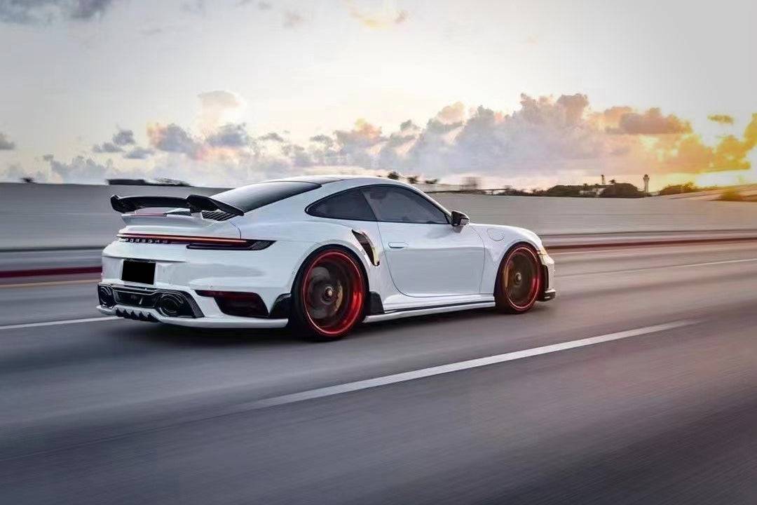 Faldones laterales de fibra de carbono seca estilo Porsche 911 992 TurboS TA Carbonado 2020-2023