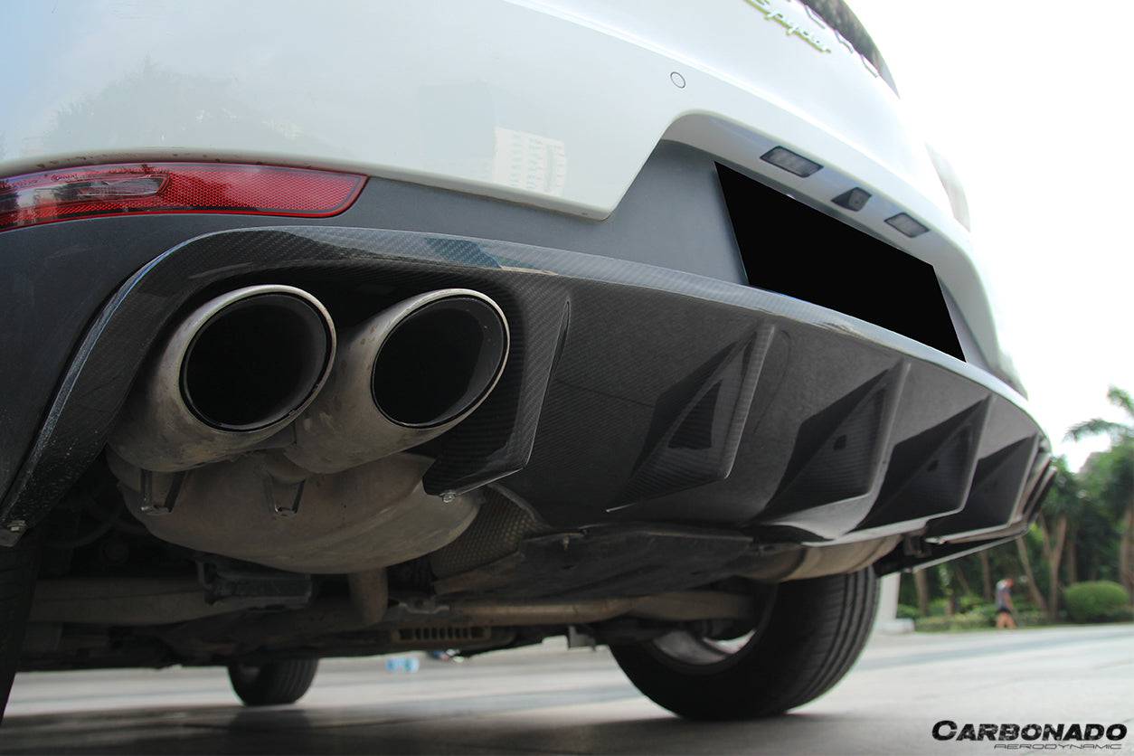 Carbonado 2014-2019 Porsche Macan BS Style Carbon Fiber Rear Diffuser