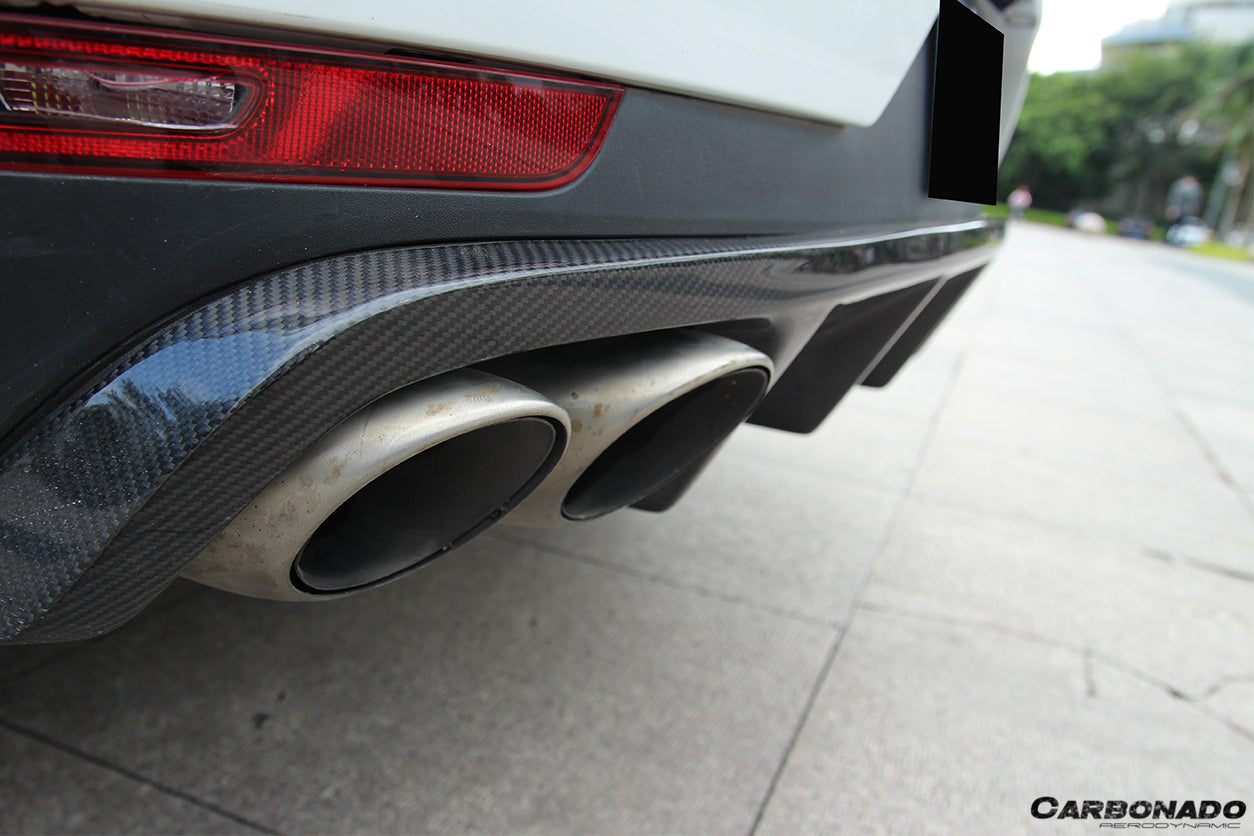 Carbonado 2014-2019 Porsche Macan BS Style Carbon Fiber Rear Diffuser