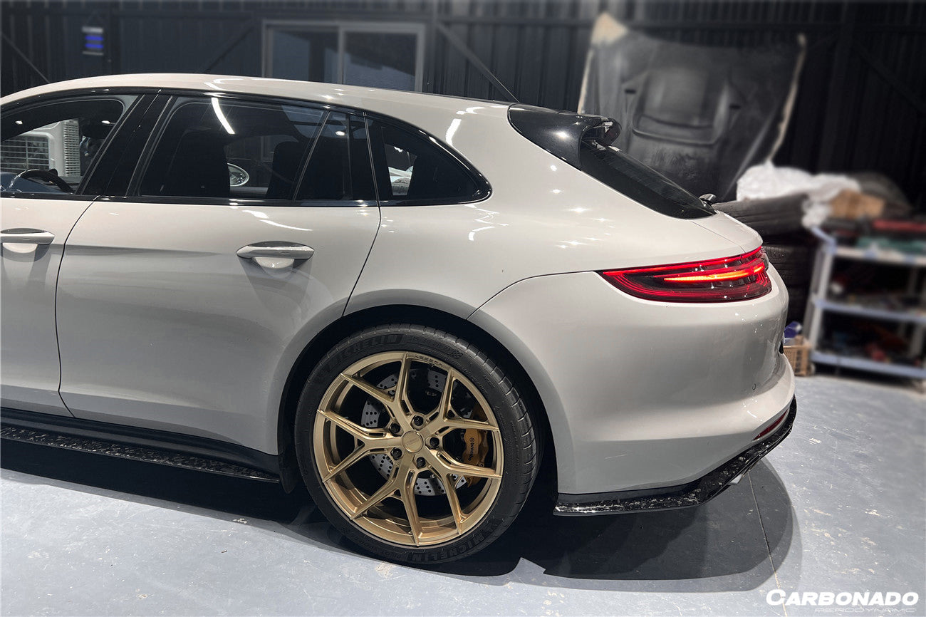 Carbonado 2017-2023 Porsche Panamera 971 4S    4    GTS OD Style DRY Carbon Fiber Body Kit