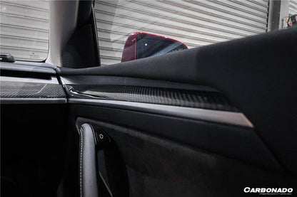 Reemplazo de molduras interiores de puertas de fibra de carbono estilo autoclave para Tesla Model 3 Y (modelos OEM) 2020-2023