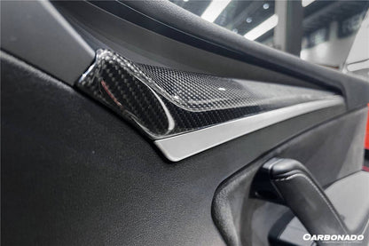Reemplazo de molduras interiores de puertas de fibra de carbono estilo autoclave para Tesla Model 3 Y (modelos OEM) 2020-2023