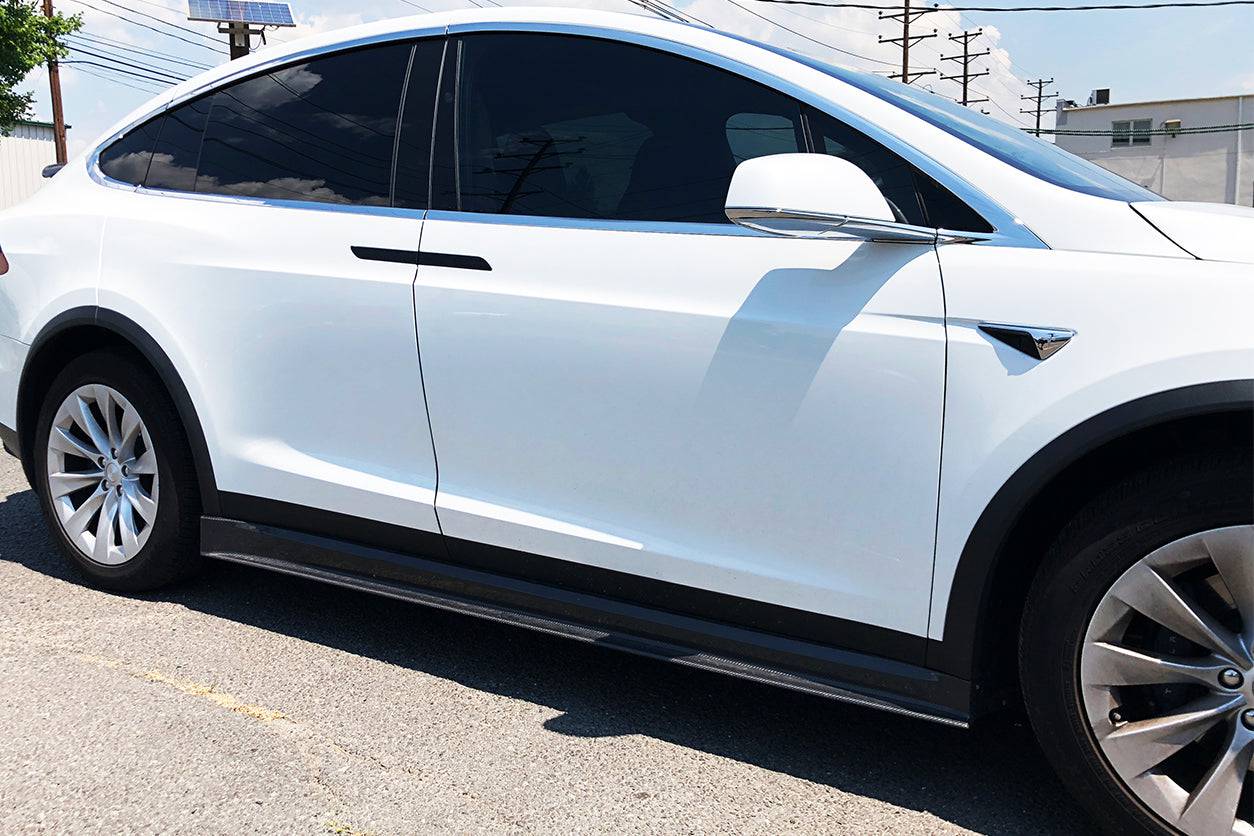 Carbonado 2016-2021 Tesla Model X SUV RZS Style Carbon Fiber Side Skirts