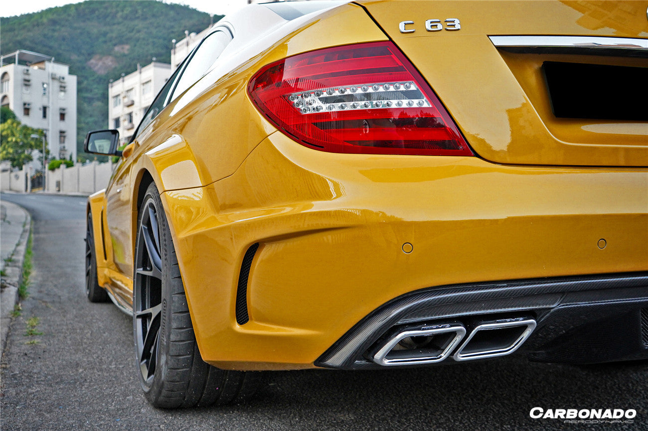 Carbonado 2012-2014 Mercedes Benz W204 C Class Coupe BKSS Style Wide Full Body Kit (Not Fit AMG)