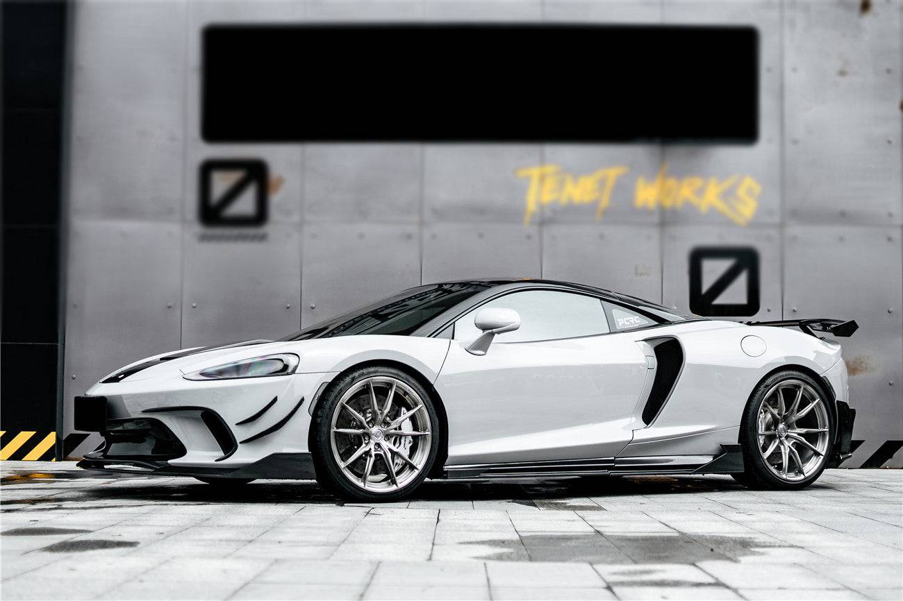 Carbonado 2020-2023 McLaren GT WP Style DRY Carbon Fiber Side Skirts