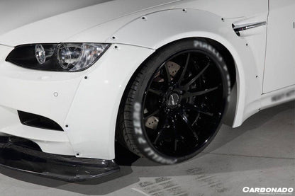 Carbonado 2008-2012 BMW M3 E92  E93 DE Style Wide Body Kit