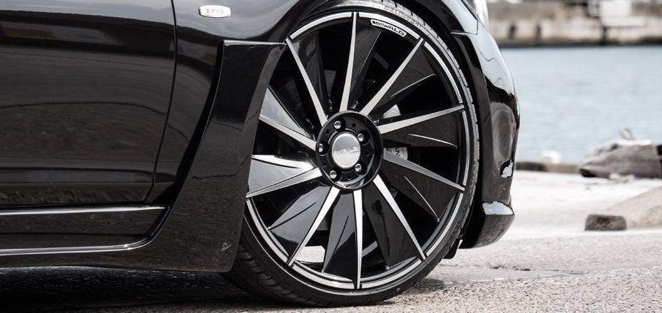Carbonado 2014-2019 Infiniti Q70L WD Style Full Body Kit