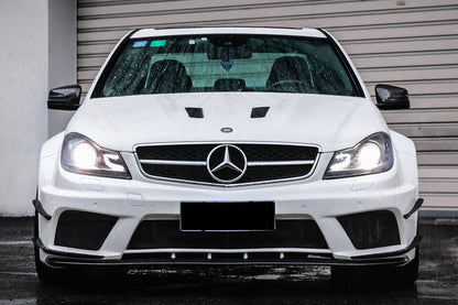 Carbonado 2012-2014 Mercedes Benz W204 C63 AMG Sedan BKSS Style Wide Full Body Kit