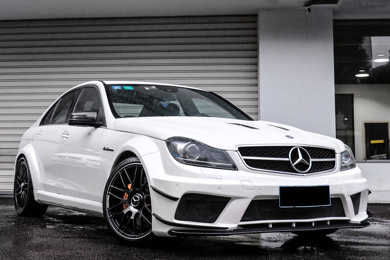 Carbonado 2012-2014 Mercedes Benz W204 C63 AMG Sedan BKSS Style Wide Full Body Kit