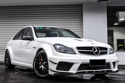 Carbonado 2012-2014 Mercedes Benz W204 C63 AMG Sedan BKSS Style Wide Full Body Kit