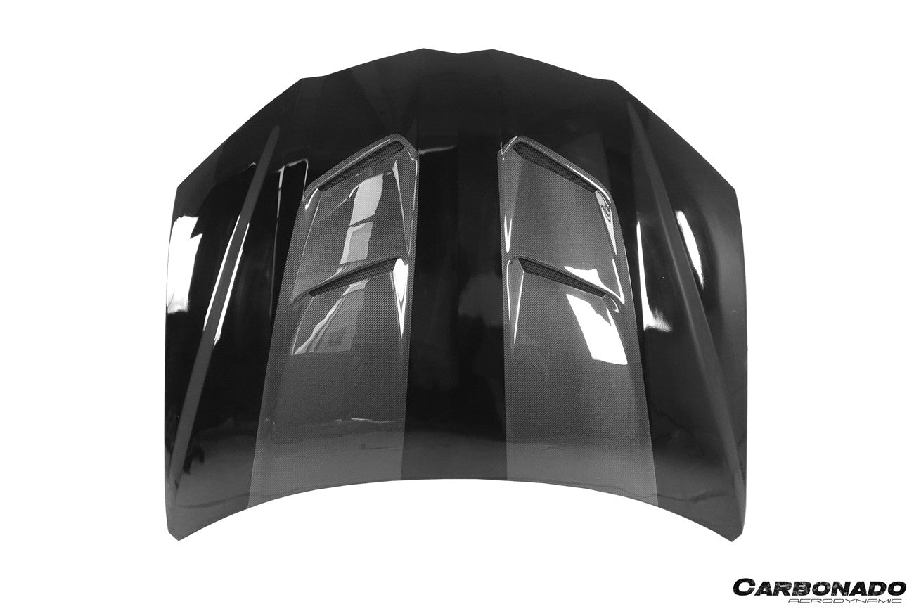 Carbonado 2018-2022 Lamborghini URUS MS Style Carbon Fiber Hood