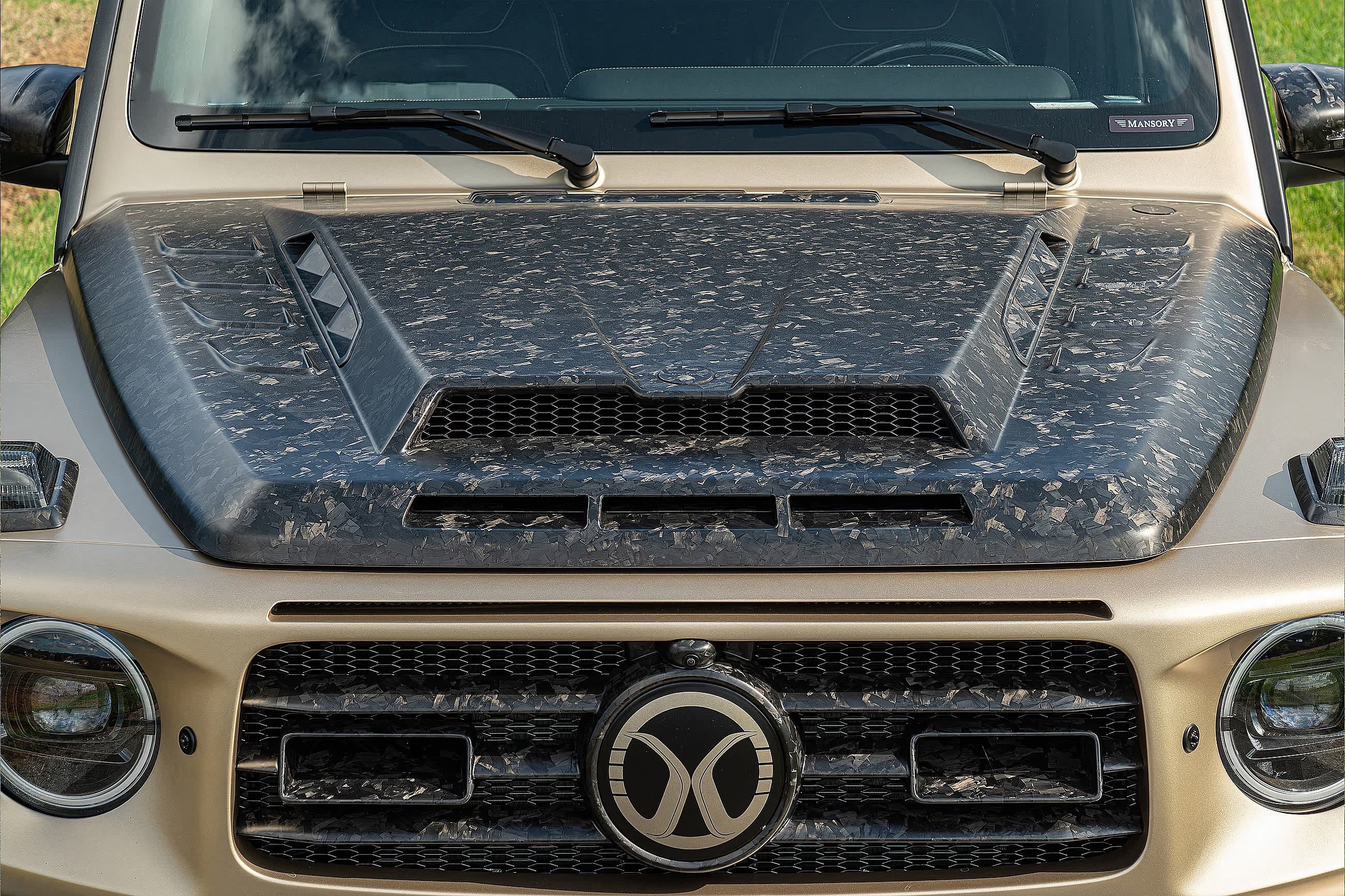 Carbonado 2018-UP Mercedes Benz G63 AMG G550 W464 W465 G-Wagon MSY Style Dry Carbon Fiber Hood