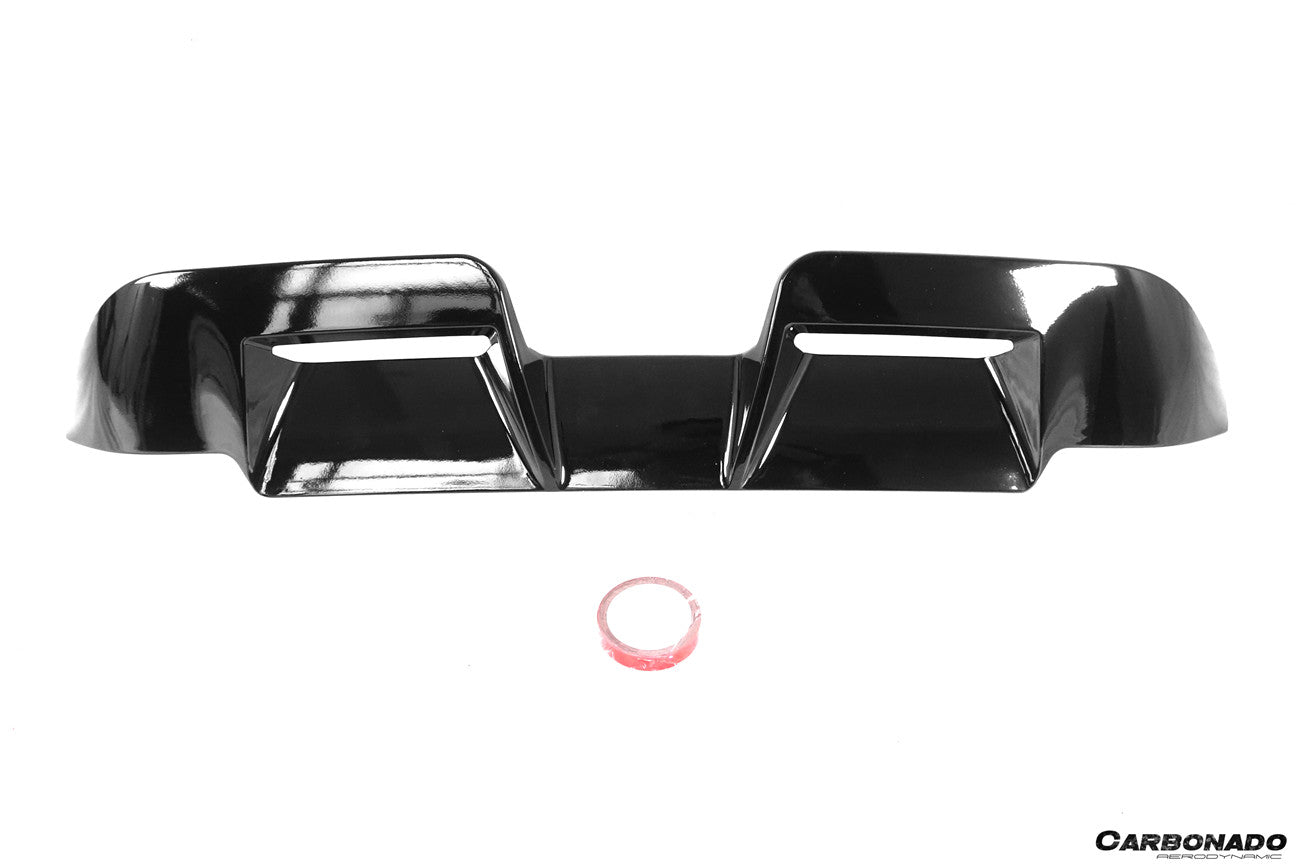Carbonado Rock Style Rear Roof Spoiler | 2020-2024 Land Rover Defender
