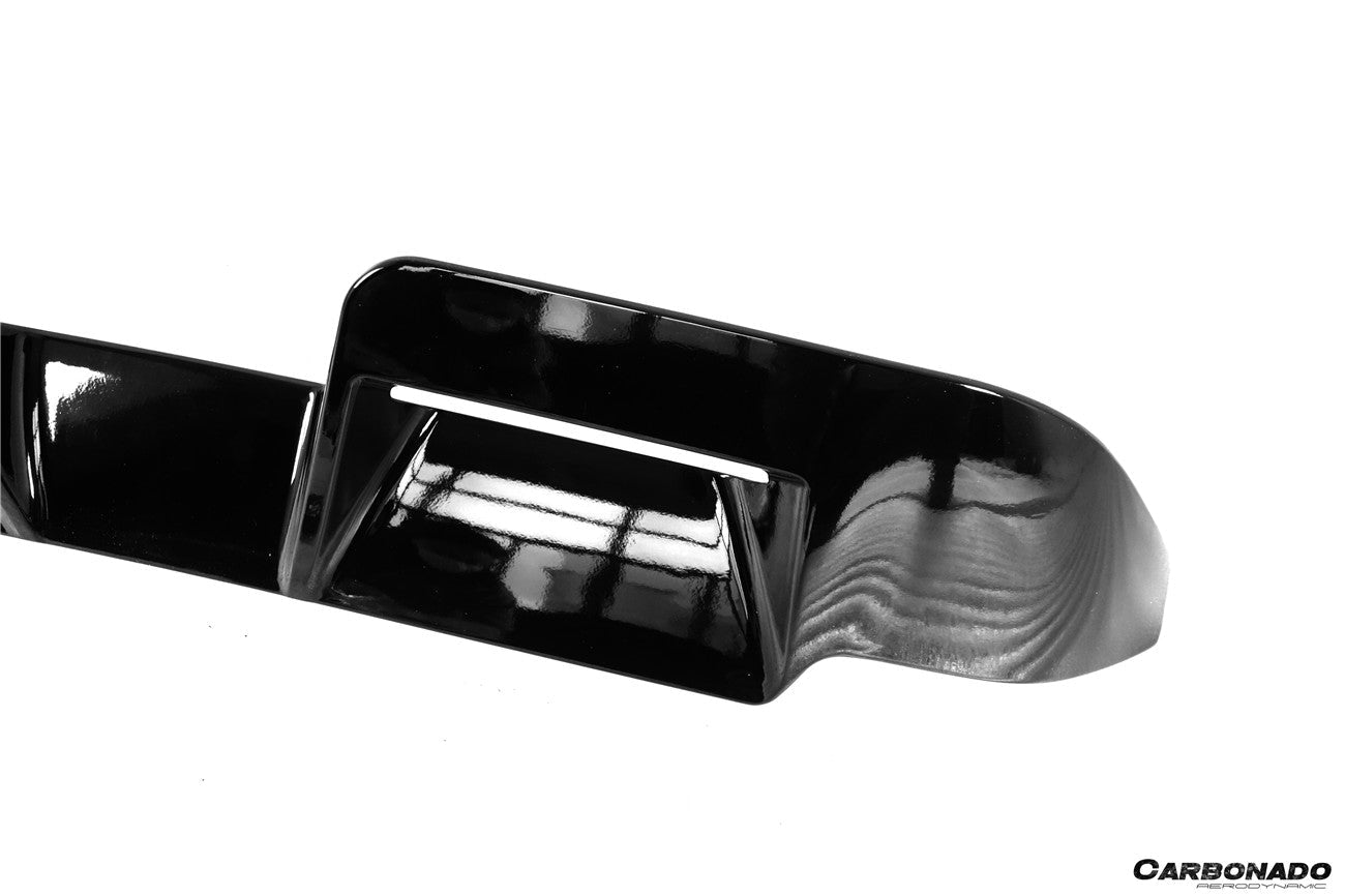 Carbonado Rock Style Rear Roof Spoiler | 2020-2024 Land Rover Defender
