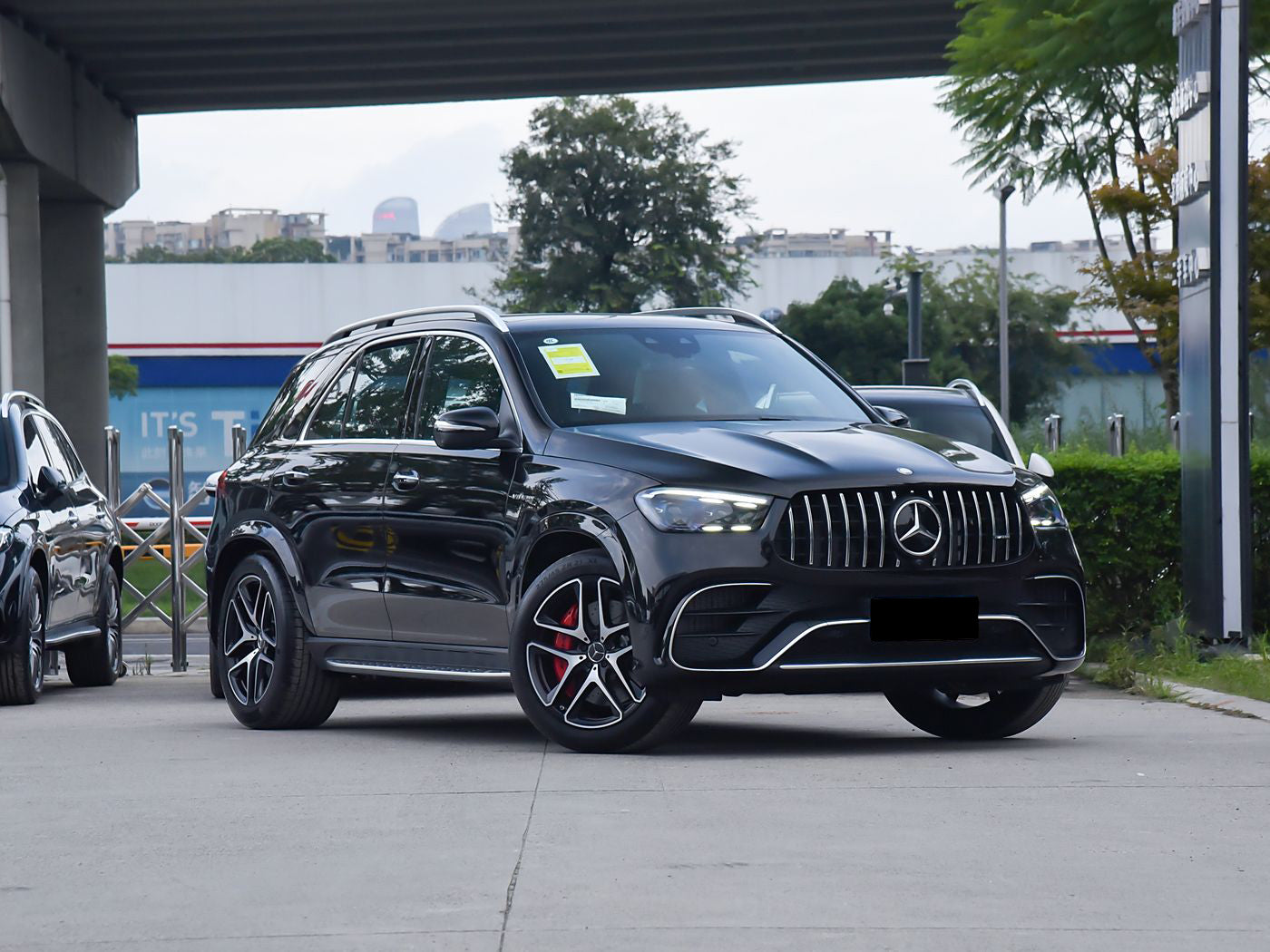 Carbonado 2020-2024 Mercedes Benz GLE350 GLE450 W167 SUV Convert AMG Style Full body kit