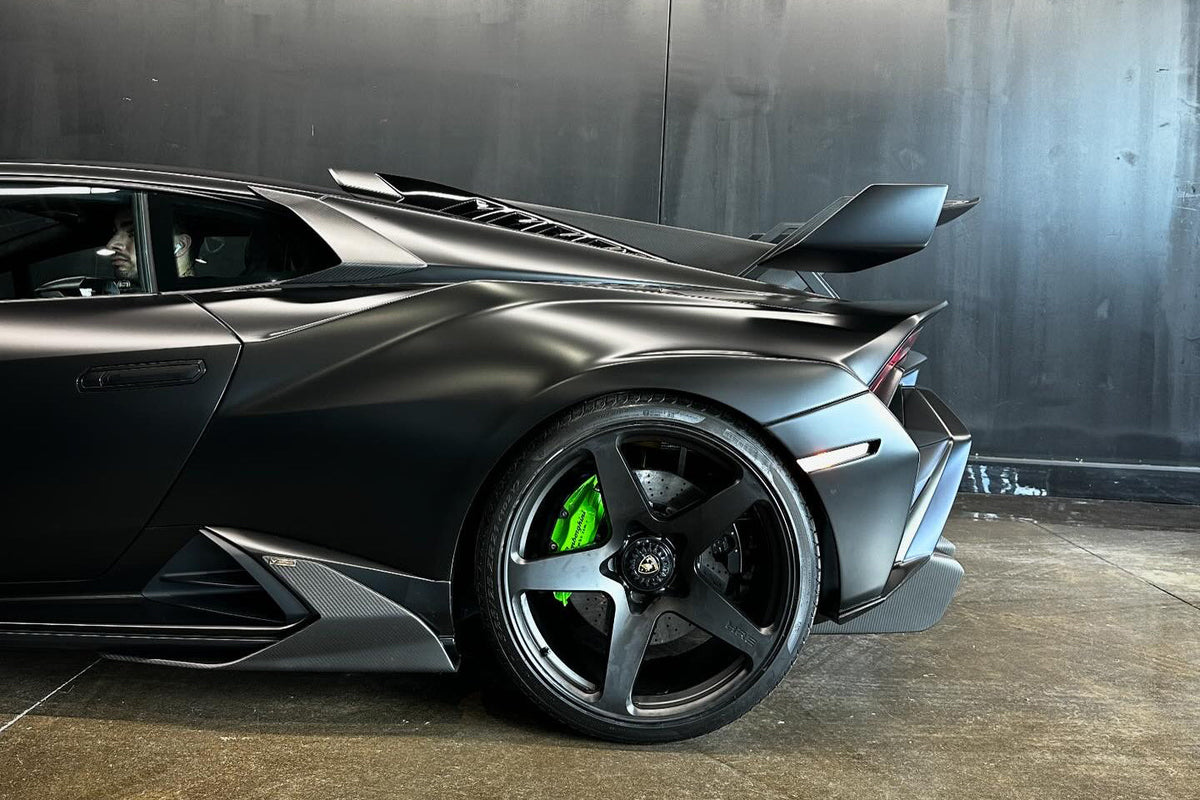 Carbonado Aero Autoclave Carbon Fiber Side Skirt Canard | 2021-2024 Lamborghini Huracan STO