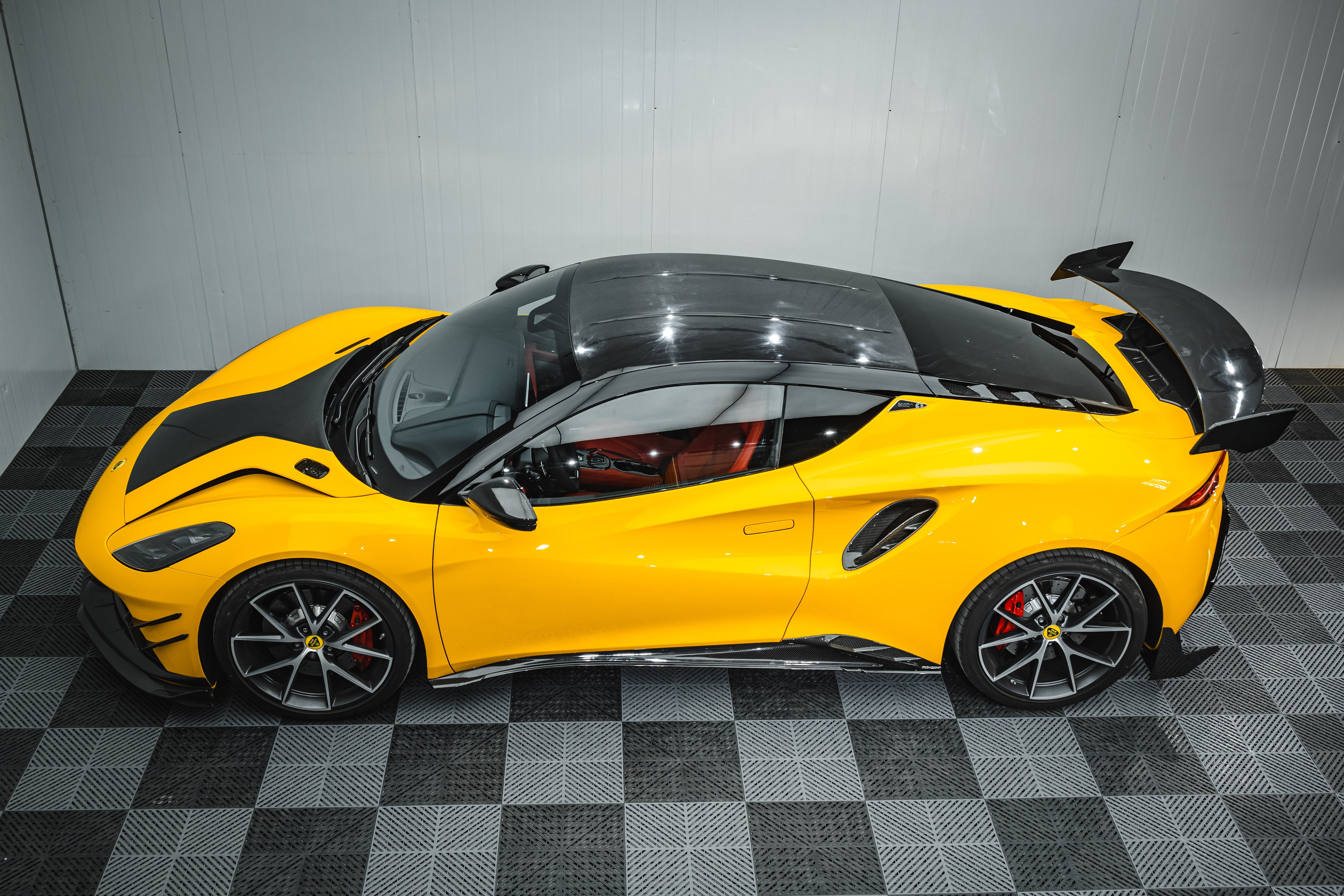 Alerón trasero de fibra de carbono seco estilo Lotus Emira NYO MNK Carbonado 2021-2024 con base