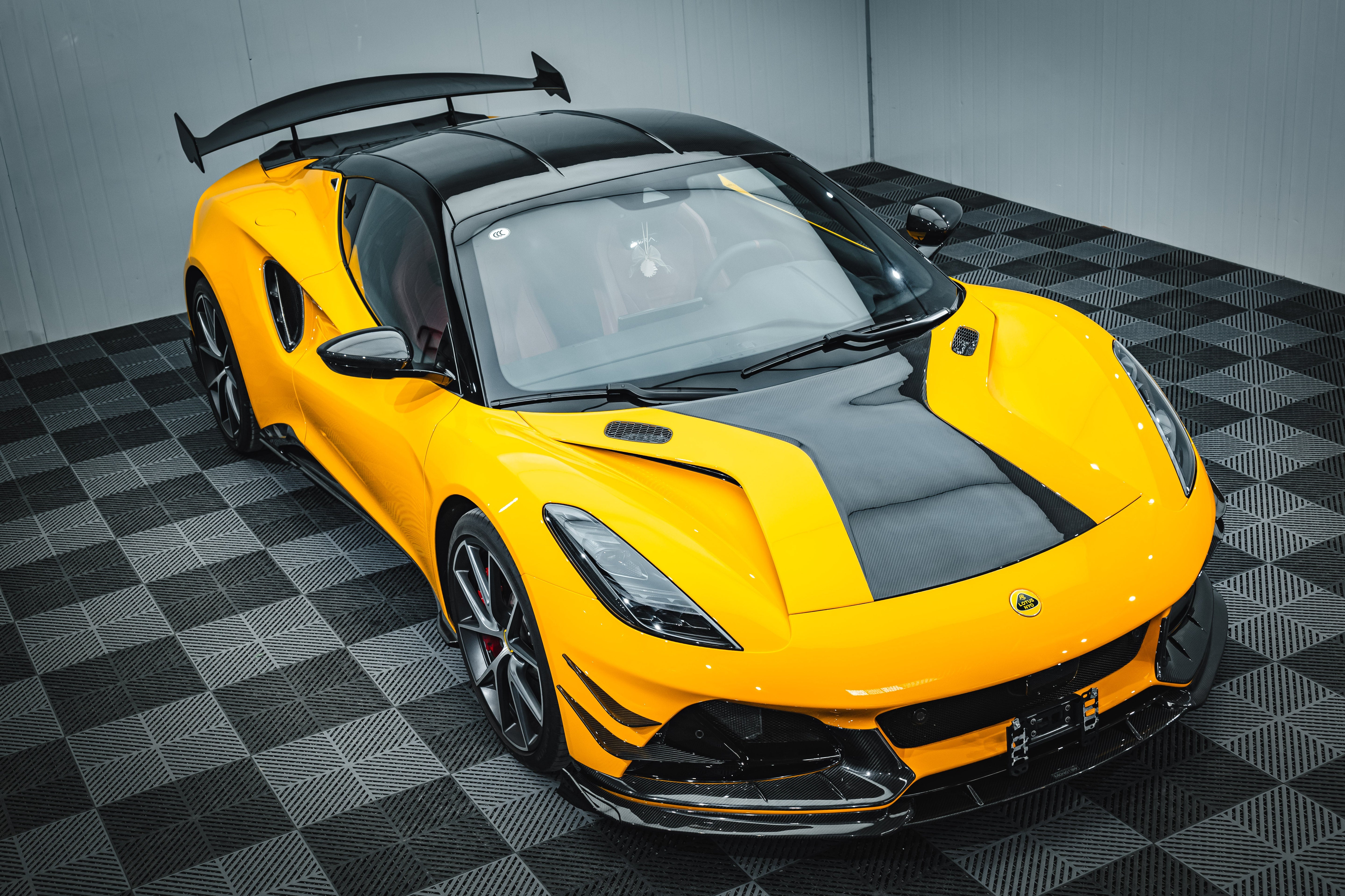 Alerón trasero de fibra de carbono seco estilo Lotus Emira NYO MNK Carbonado 2021-2024 con base
