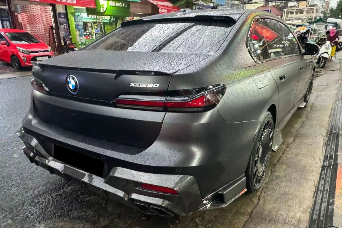 2022-2026 BMW 7 Series G70 Autoclave Carbon Fiber Rear Diffuser Lip with exhaust tips Carbonado (MSY) Fits: M Sport Package only (DRYCFG70-OD-MSY-RD)