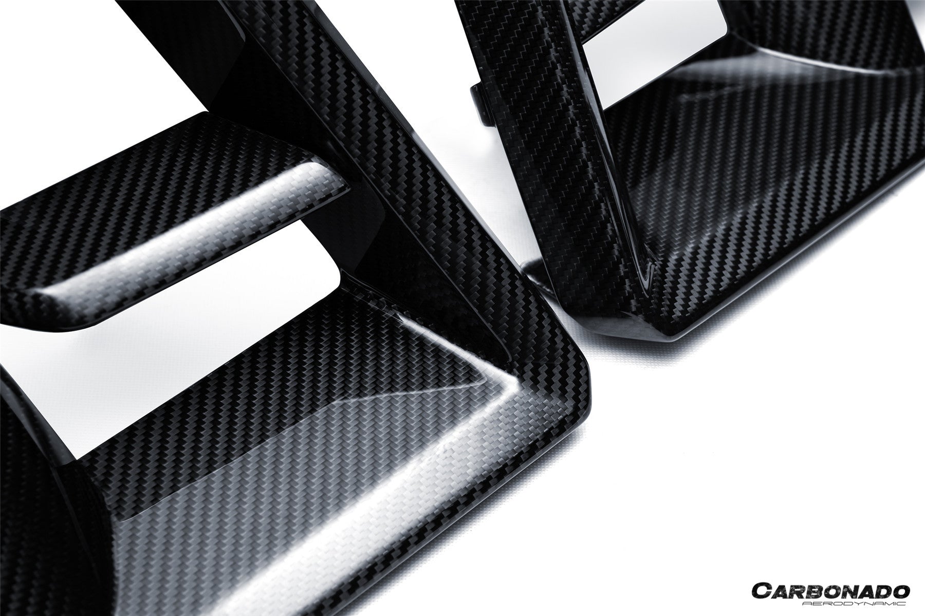 Ventilaciones de aire para parachoques delantero de fibra de carbono seco estilo BMW XM G09 LD Carbonado 2023-2025