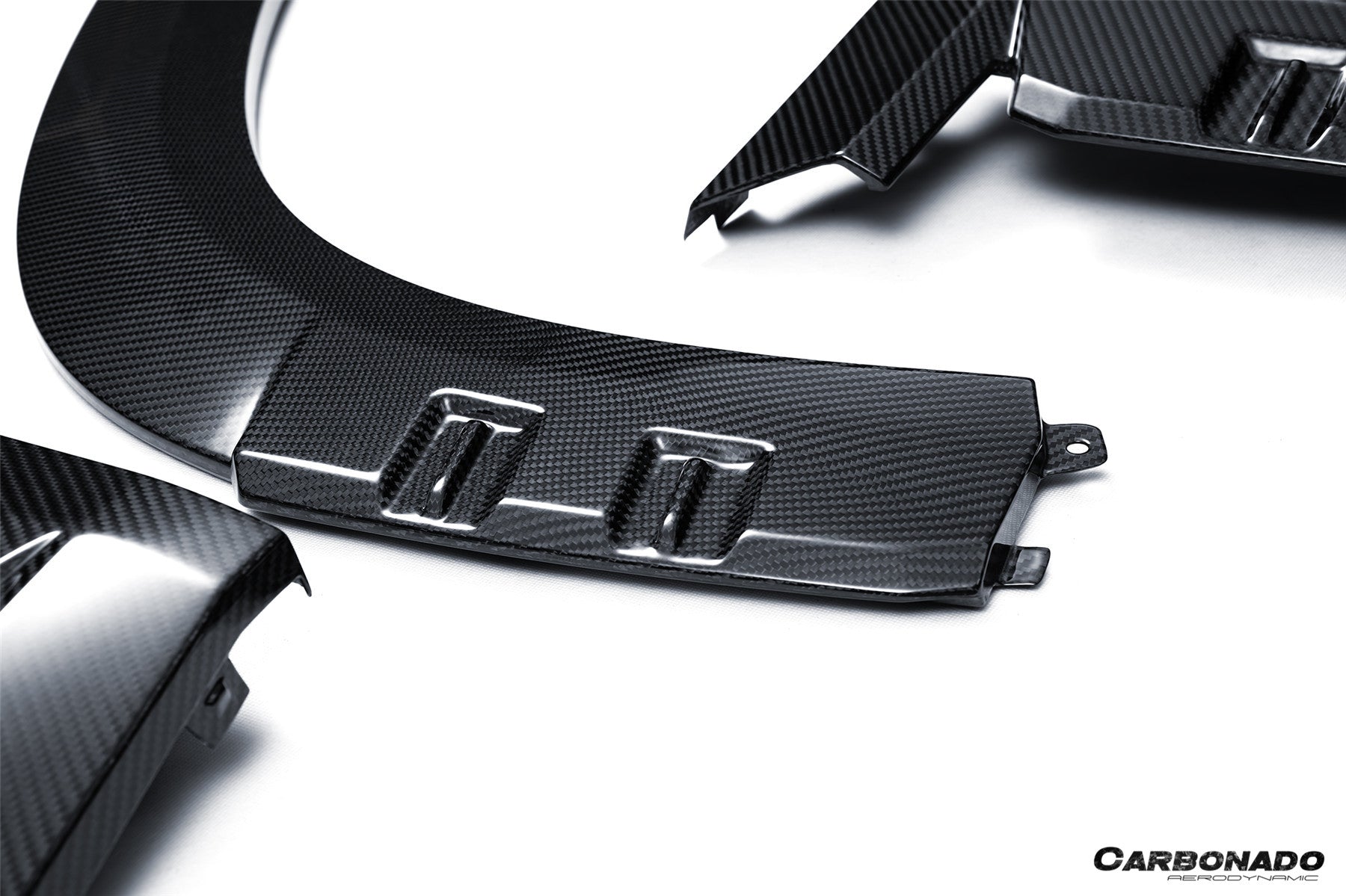 Carbonado LD Style Dry Carbon Fiber Wide Fender Flare Set | 2023-2025 BMW XM G09