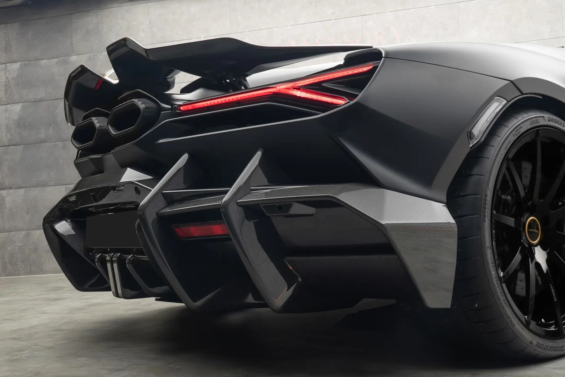 Carbonado MSY Style Autoclave Carbon Fiber Rear Diffuser Lip | 2024-UP Lamborghini Revuelto