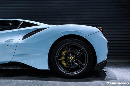 Ferrari 488 GTB Carbonado 2015-2020 | Entradas de aire laterales de fibra de carbono estilo Spider Pista