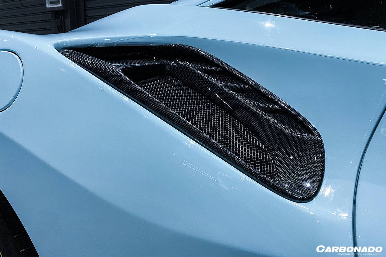 Ferrari 488 GTB Carbonado 2015-2020 | Entradas de aire laterales de fibra de carbono estilo Spider Pista