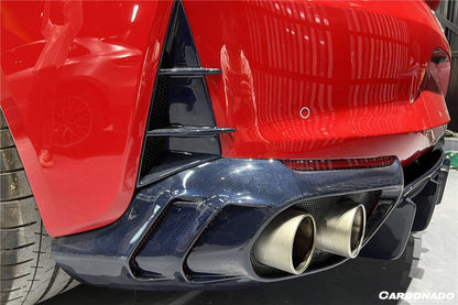 Carbonado 2017-2026 Ferrari 812 Superfast MSY Style DRY Carbon Fiber Rear Diffuser with Light