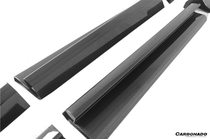 Faldones laterales de fibra de carbono seco estilo Aston Martin DBX 707 Carbonado 2021-2024