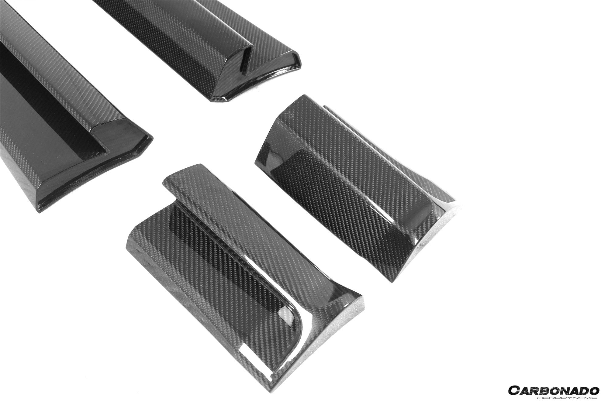 Faldones laterales de fibra de carbono seco estilo Aston Martin DBX 707 Carbonado 2021-2024