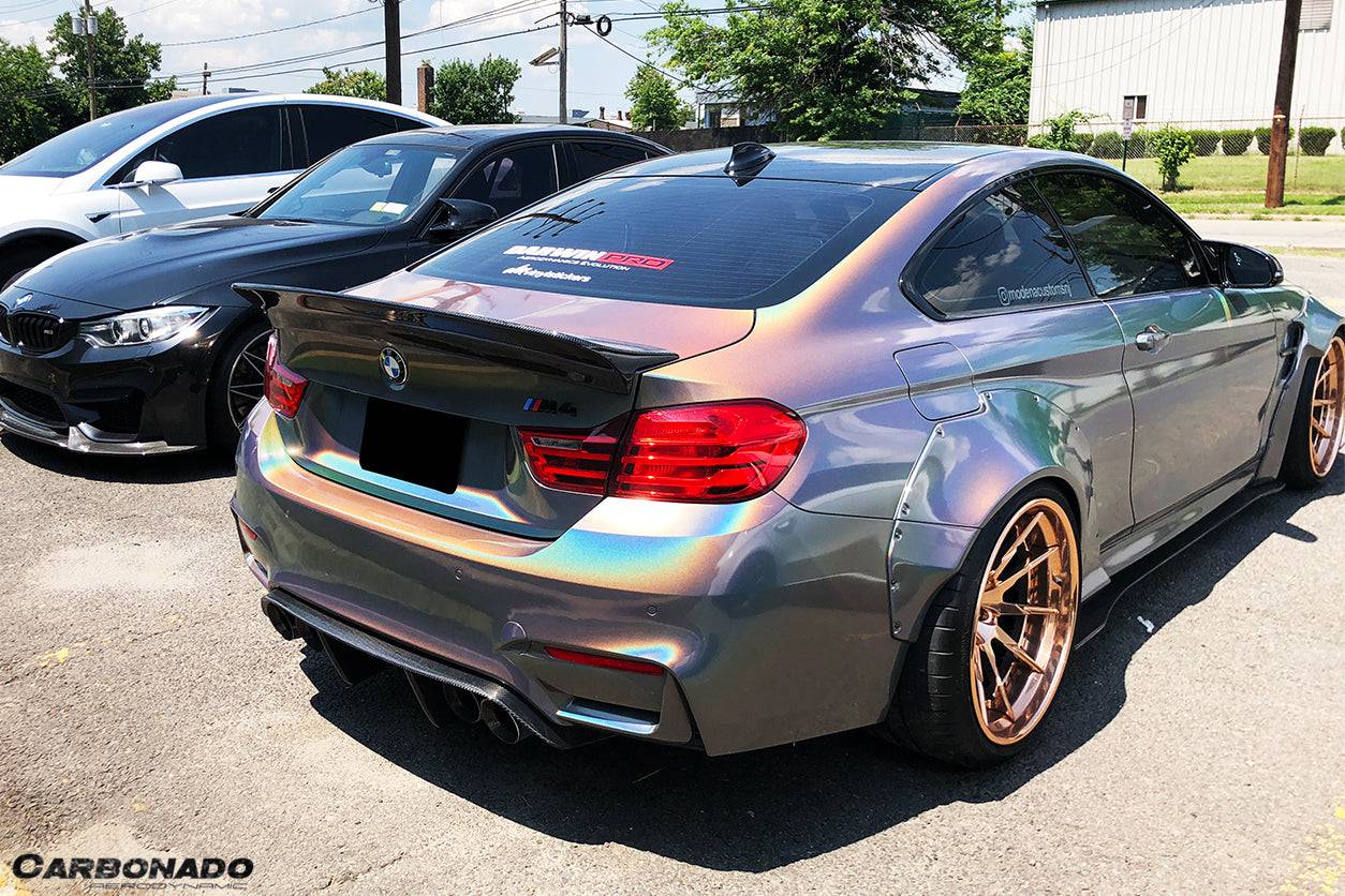 Carbonado 2014-2020 BMW F82  F83 M4 DE Style Carbon Fiber Rear Diffuser