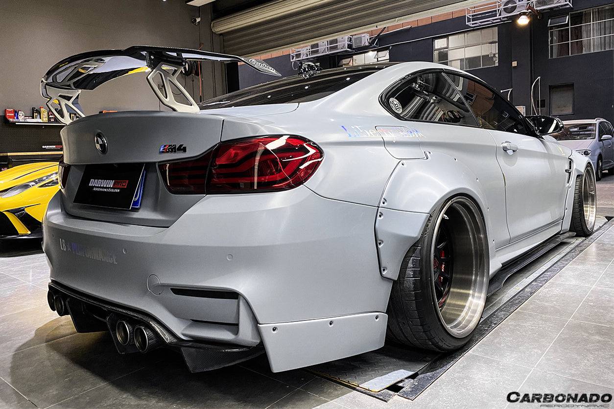 Carbonado 2014-2020 BMW F82  F83 M4 DE Style Carbon Fiber Rear Diffuser