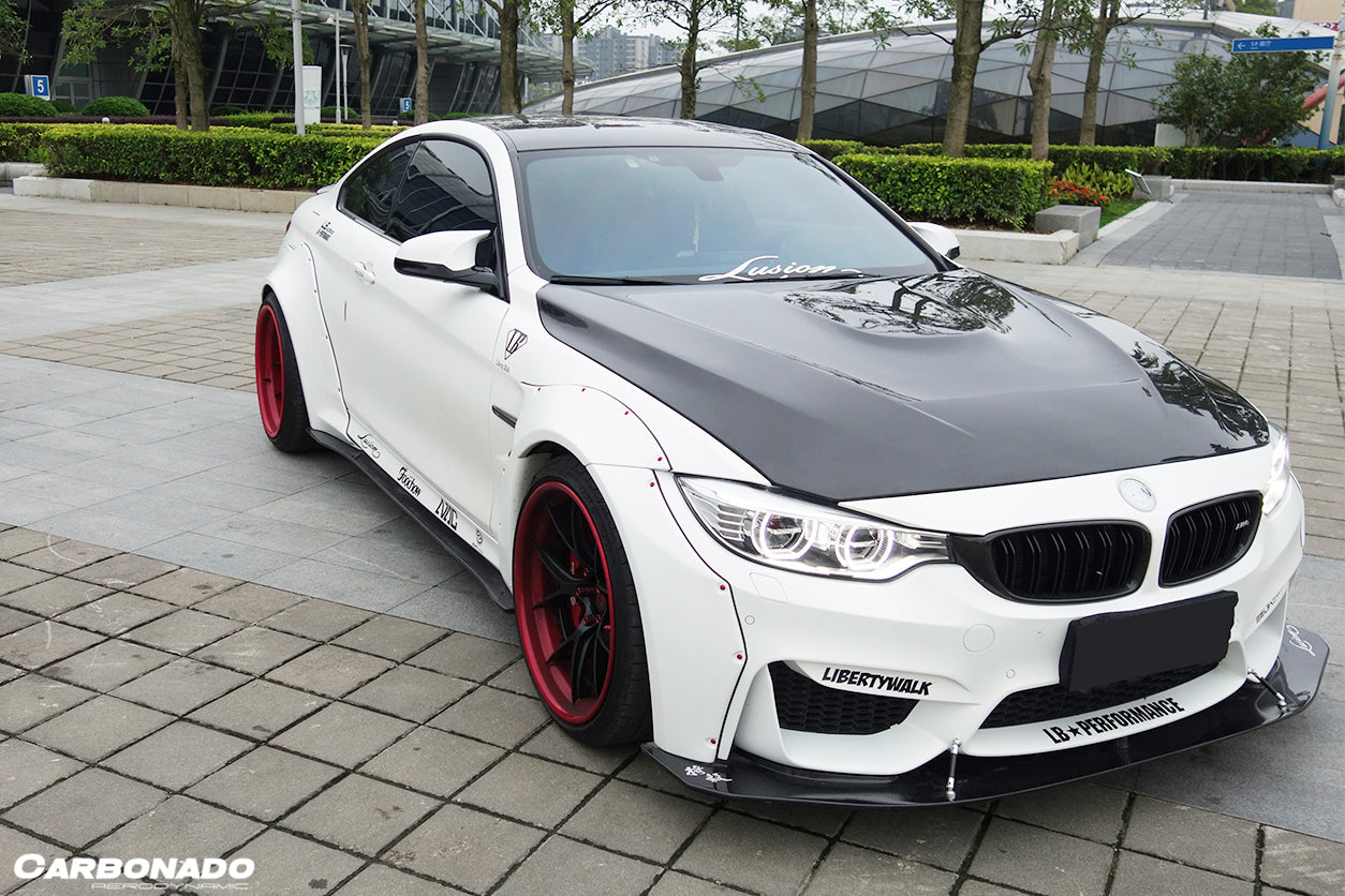 Carbonado 2014-2020 BMW F82  F83 M4 DE Style Carbon Fiber Side Skirts