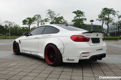 Carbonado 2014-2020 BMW F82  F83 M4 DE Style Carbon Fiber Side Skirts