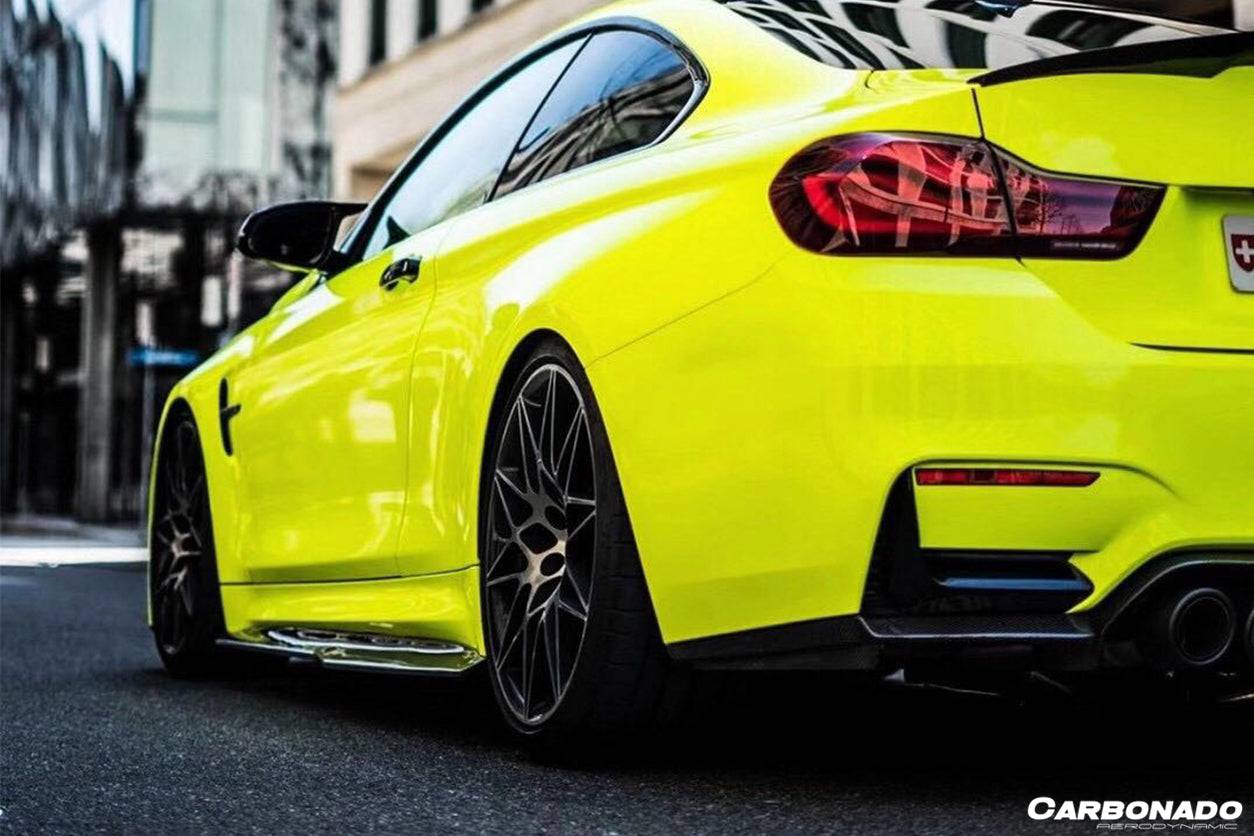 Carbonado 2014-2020 BMW M4 F82 SM Style Carbon Fiber Side Skirts