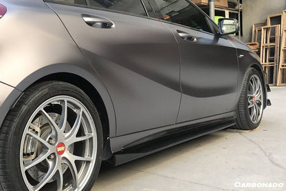 Faldones laterales de fibra de carbono estilo Mercedes Benz W176 A45 AMG RZS Carbonado 2016-2018