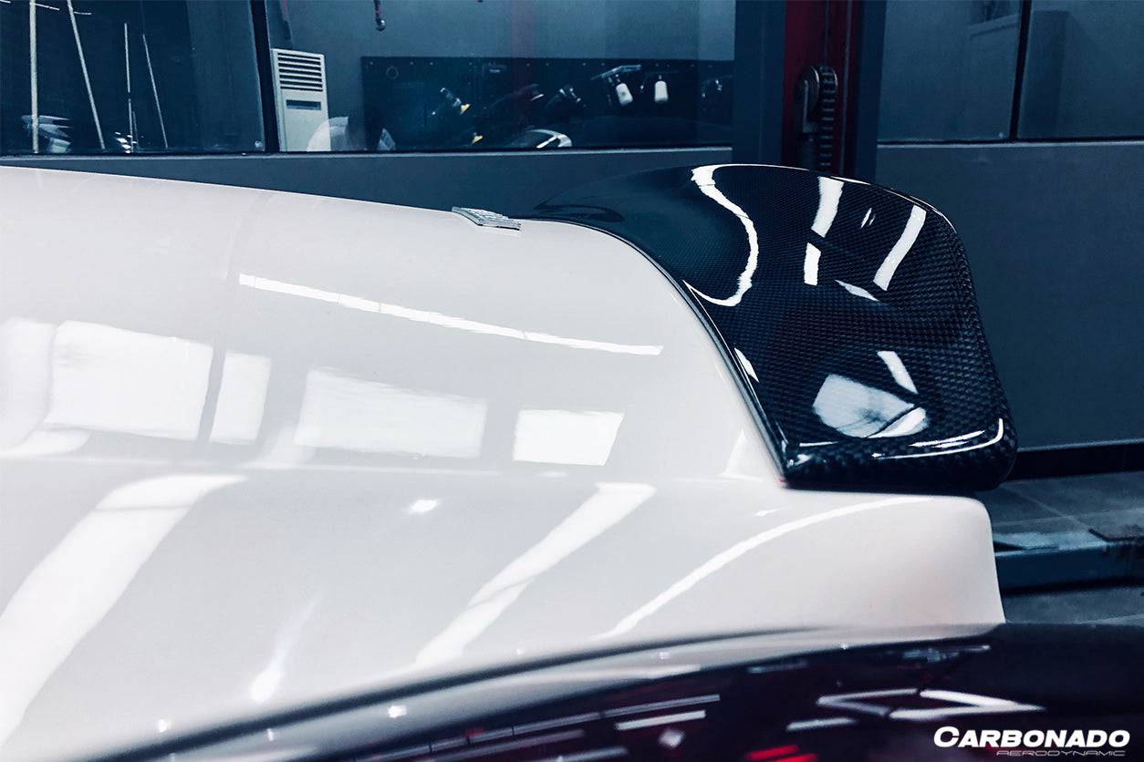 Carbonado 2009-2014 Ferrari California bkss style Carbon Fiber Turnk Spoiler
