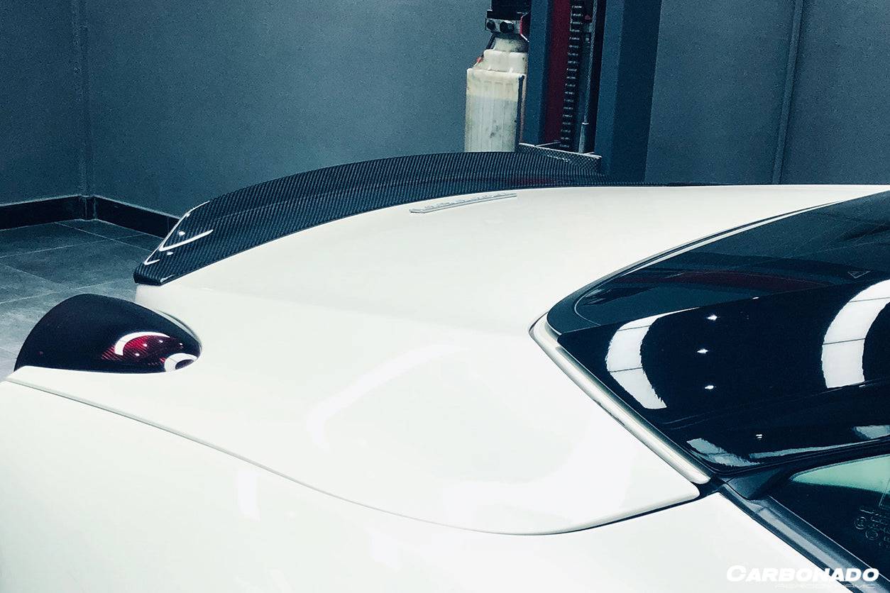 Carbonado 2009-2014 Ferrari California bkss style Carbon Fiber Turnk Spoiler