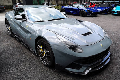 Faldones laterales de fibra de carbono estilo DC para Ferrari F12 Berlinetta Carbonado 2012-2017