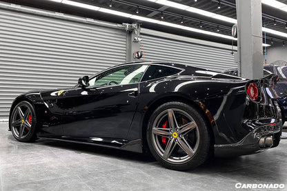 Faldones laterales de fibra de carbono estilo DC para Ferrari F12 Berlinetta Carbonado 2012-2017