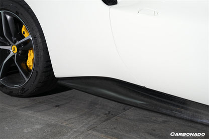 Faldones laterales de fibra de carbono seca estilo OEM para Ferrari 296 GTB Carbonado 2022-UP
