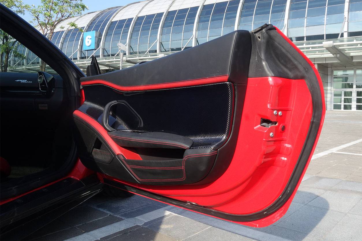 Carbonado 2010-2015 Ferrari 458 Coupe Spider OE Style Carbon Fiber Door Panel Interior